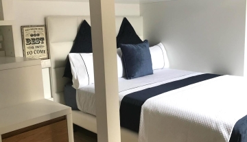 PHOTO-2024-08-30-16-21-16 2.jpg